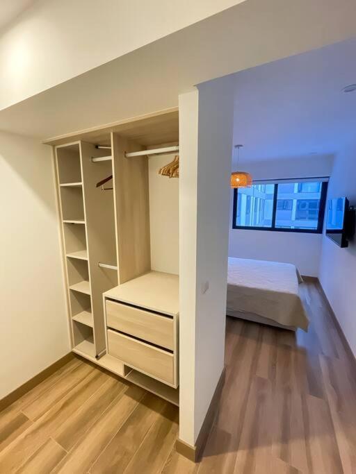 Elegant And Cozy 2br - Location