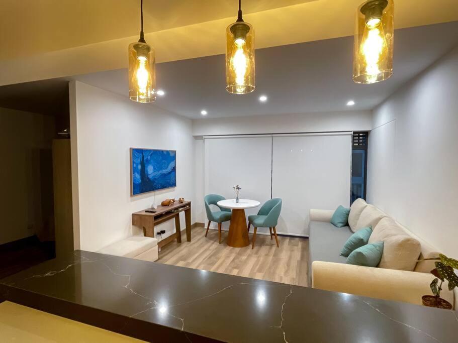 Elegant And Cozy 2br - Location Apartamento Lima